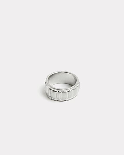 Silver colour textured ridge band ring