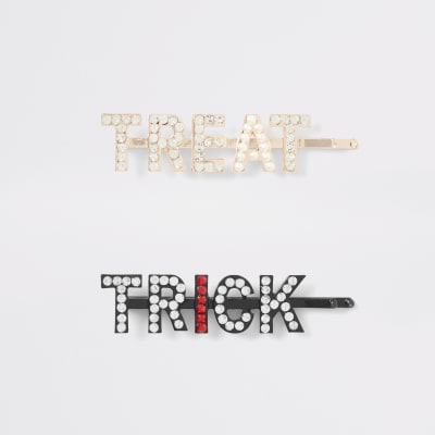 Silver colour 'Trick or treat' clip 2 pack