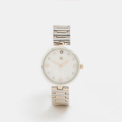 Silver river island online watch