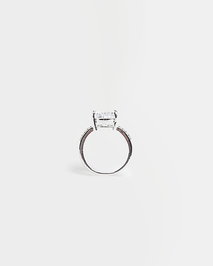 Silver diamante ring