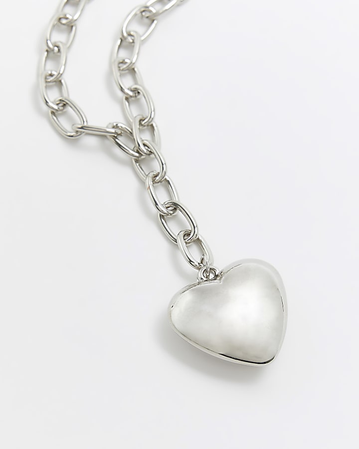Silver heart necklace