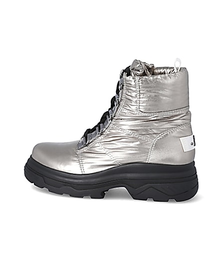 360 degree animation of product Silver lace-up chunky moon boots frame-4