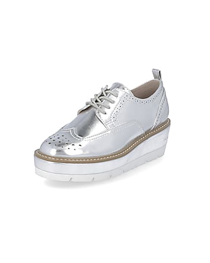 360 degree animation of product Silver lace-up flatform brogue shoes frame-0