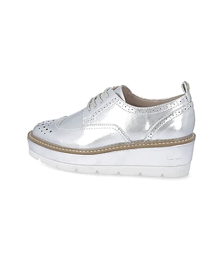 360 degree animation of product Silver lace-up flatform brogue shoes frame-4