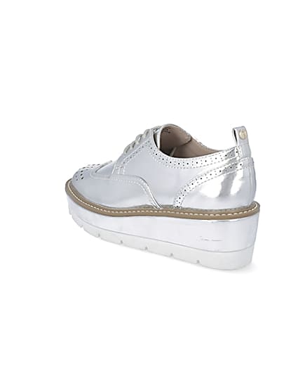 360 degree animation of product Silver lace-up flatform brogue shoes frame-6