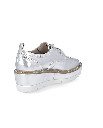 360 degree animation of product Silver lace-up flatform brogue shoes frame-12
