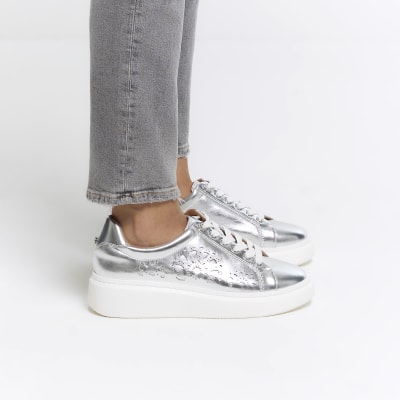 Silver laser cut flatform trainers | River Island