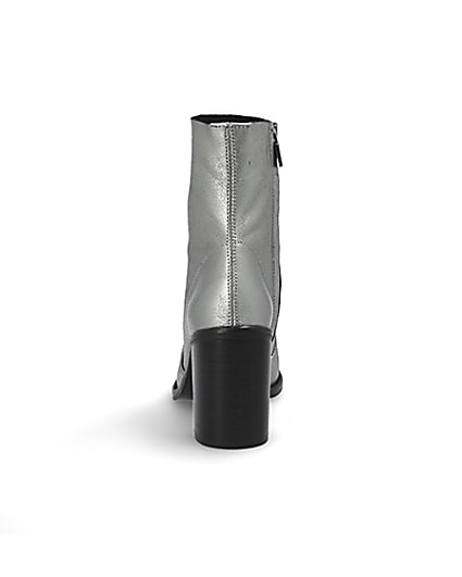 360 degree animation of product Silver leather sock boot frame-9