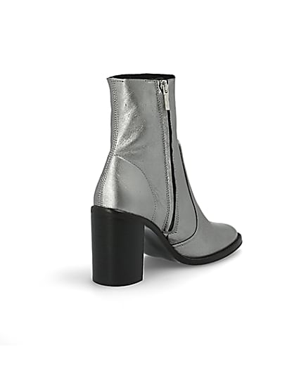360 degree animation of product Silver leather sock boot frame-12