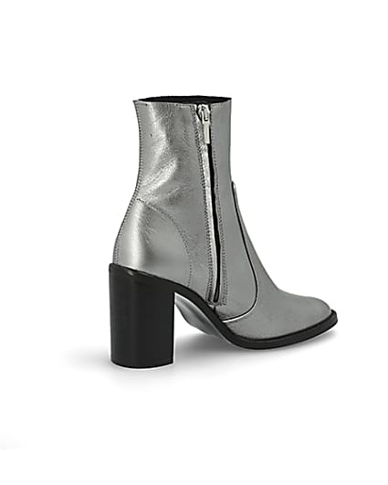 360 degree animation of product Silver leather sock boot frame-13
