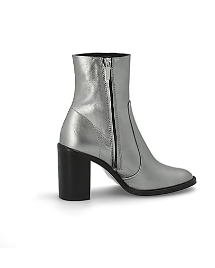 360 degree animation of product Silver leather sock boot frame-14