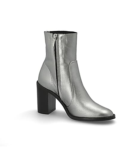 360 degree animation of product Silver leather sock boot frame-17