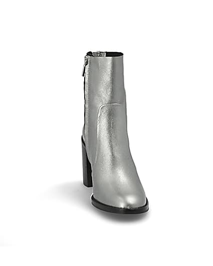 360 degree animation of product Silver leather sock boot frame-20