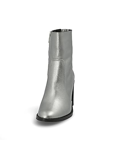 360 degree animation of product Silver leather sock boot frame-22
