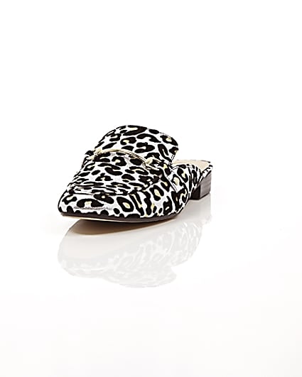 360 degree animation of product Silver leopard print backless loafers frame-2