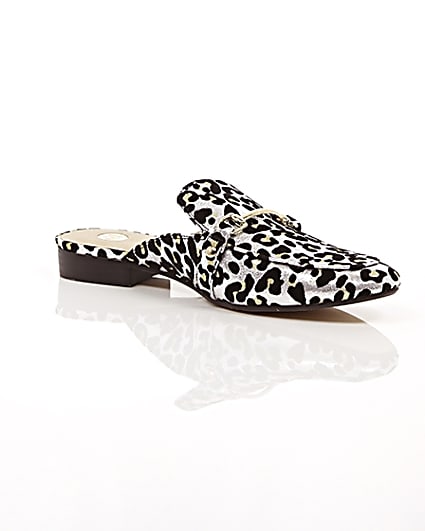 360 degree animation of product Silver leopard print backless loafers frame-7