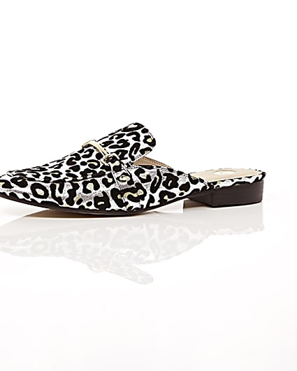 360 degree animation of product Silver leopard print backless loafers frame-23