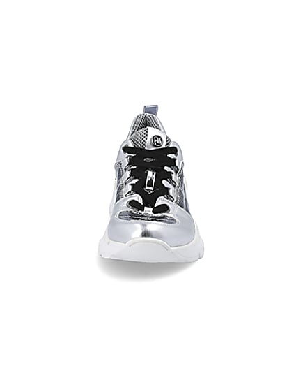 360 degree animation of product Silver metallic lace up runner trainers frame-21