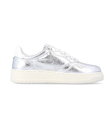 360 degree animation of product Silver metallic lace up trainers frame-15