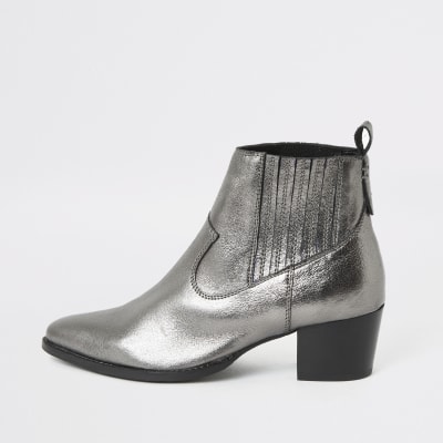 black chelsea boots womens river island