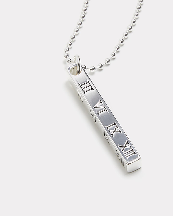 Silver plated engraved bar pendant necklace