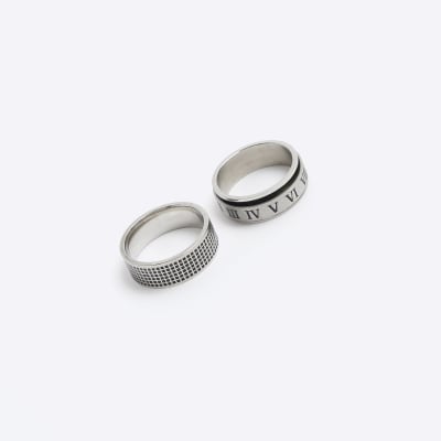 Roman numeral sale ring meaning