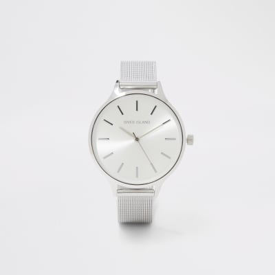 Silver tone mesh strap round watch