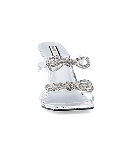 360 degree animation of product Silver wide fit bow detail heeled mules frame-20