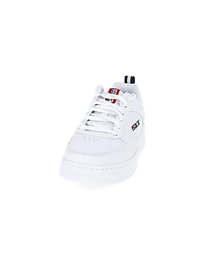 360 degree animation of product Skechers white Court trainers frame-22