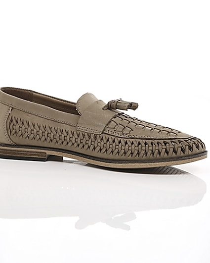360 degree animation of product Stone leather woven tassel front loafers frame-8