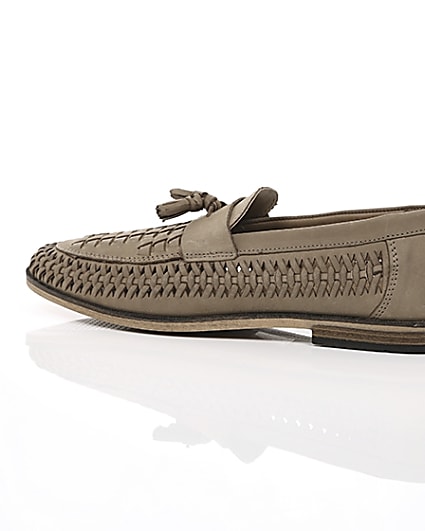 360 degree animation of product Stone leather woven tassel front loafers frame-20
