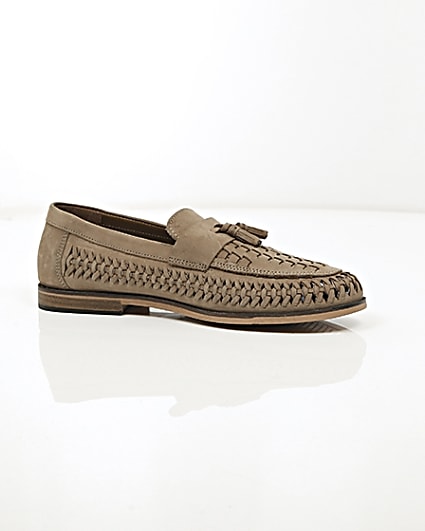 360 degree animation of product Stone leather woven tassel loafers frame-8