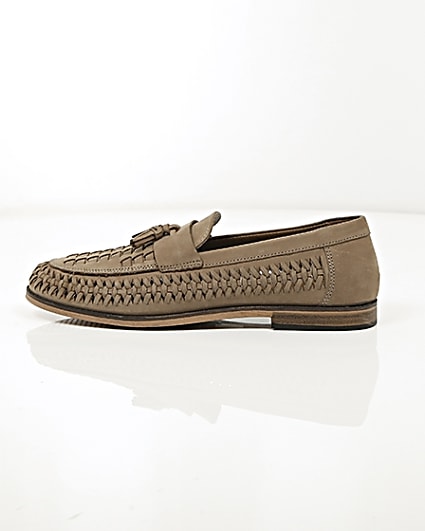 360 degree animation of product Stone leather woven tassel loafers frame-21