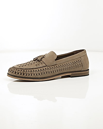 360 degree animation of product Stone leather woven tassel loafers frame-23