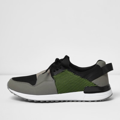 Stone mesh elastic runner trainers
