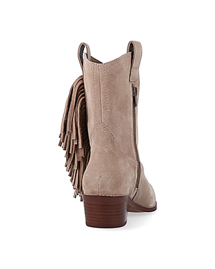 360 degree animation of product Stone suede fringe detail western boots frame-10
