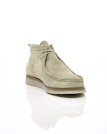 360 degree animation of product Stone suede lace up moccasin boot frame-5