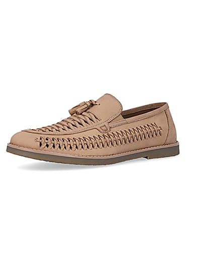 360 degree animation of product Stone woven tassel detail loafers frame-1