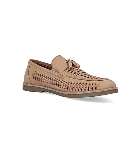360 degree animation of product Stone woven tassel detail loafers frame-18