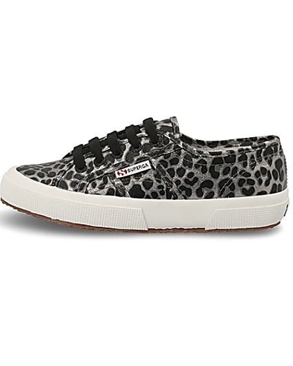 360 degree animation of product Superga silver leopard print runner trainers frame-3
