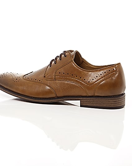 360 degree animation of product Tan brown croc embossed panel brogues frame-20