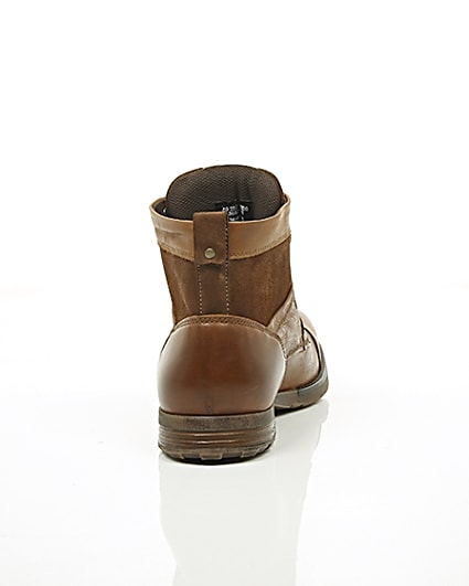 360 degree animation of product Tan leather and suede toe cap work boots frame-15