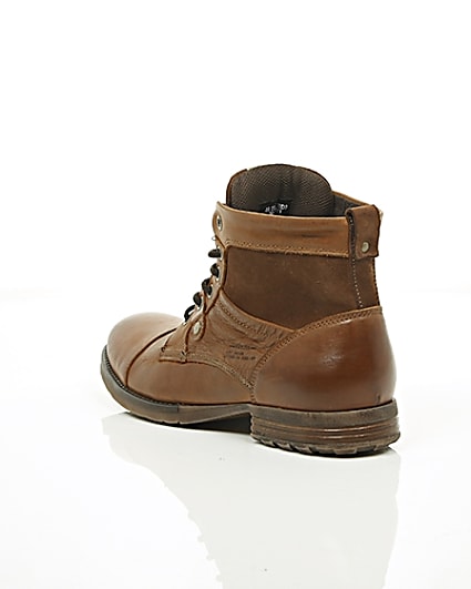 360 degree animation of product Tan leather and suede toe cap work boots frame-18