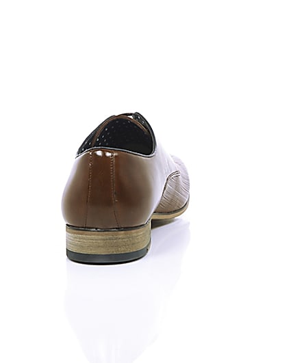 360 degree animation of product Tan textured lace-up formal shoes frame-15