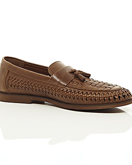 360 degree animation of product Tan woven leather loafers frame-8