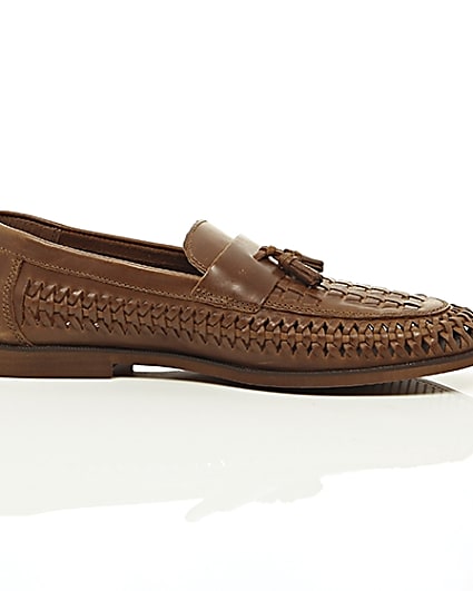 360 degree animation of product Tan woven leather loafers frame-9