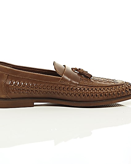 360 degree animation of product Tan woven leather loafers frame-10