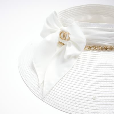 White bow straw visor hat