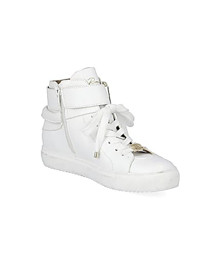 360 degree animation of product White buckle strap high top trainers frame-18
