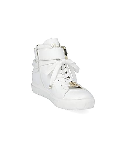360 degree animation of product White buckle strap high top trainers frame-19